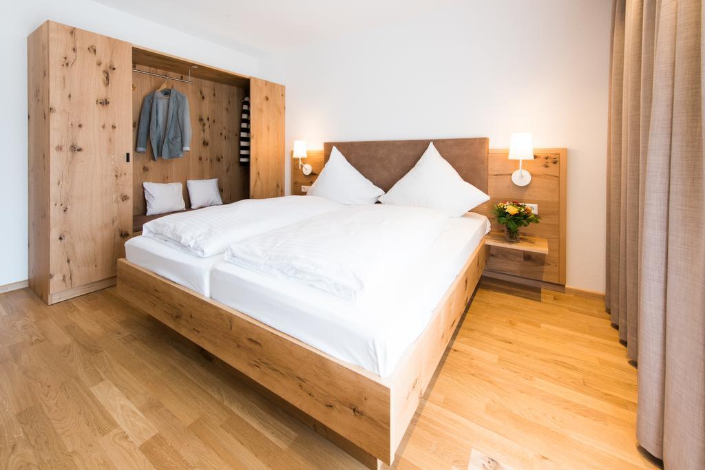 Hotel & Gasthaus Loewen Waldkirch Kültér fotó